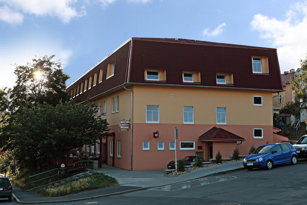Penzion Mova Kadaň Kültér fotó